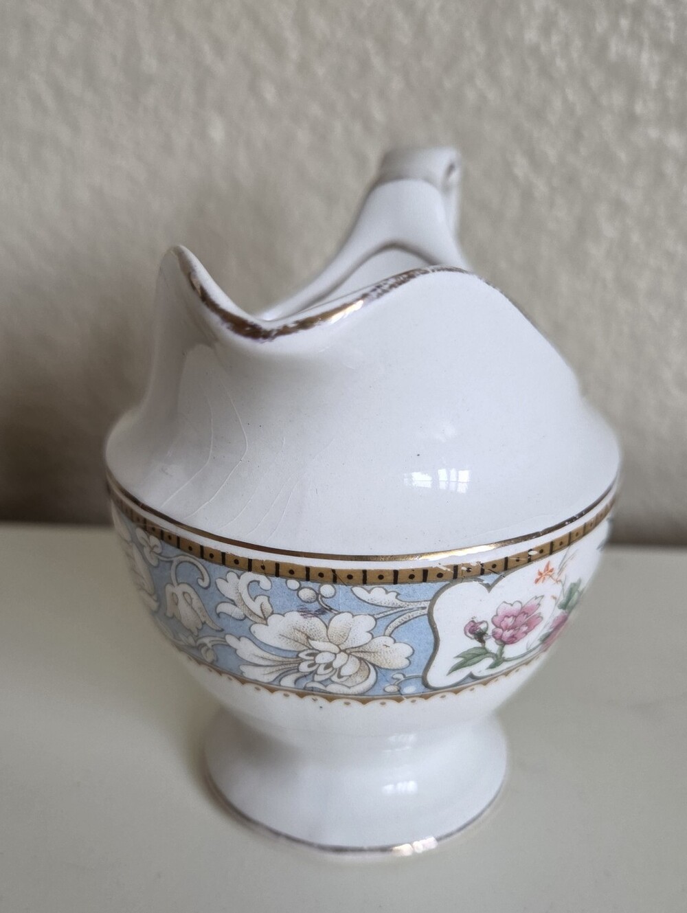 vintage WH grindley england creame blue floral band design gold trim cottagecore